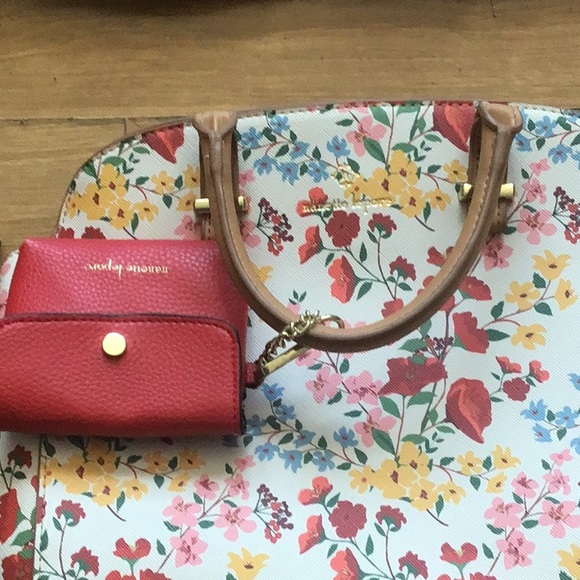 Nanette Lepore handbag - Picture 2 of 6